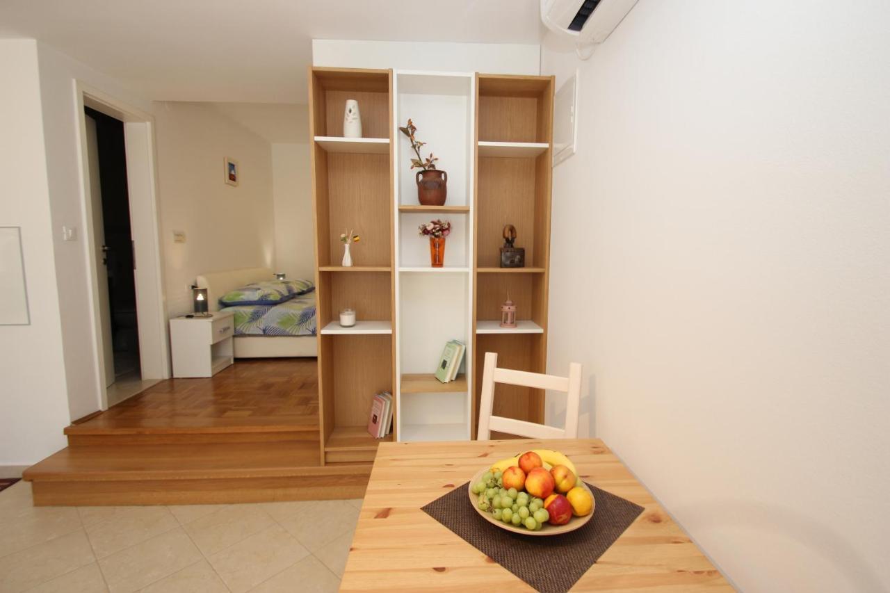 Apartment Luigi Poreč Dış mekan fotoğraf
