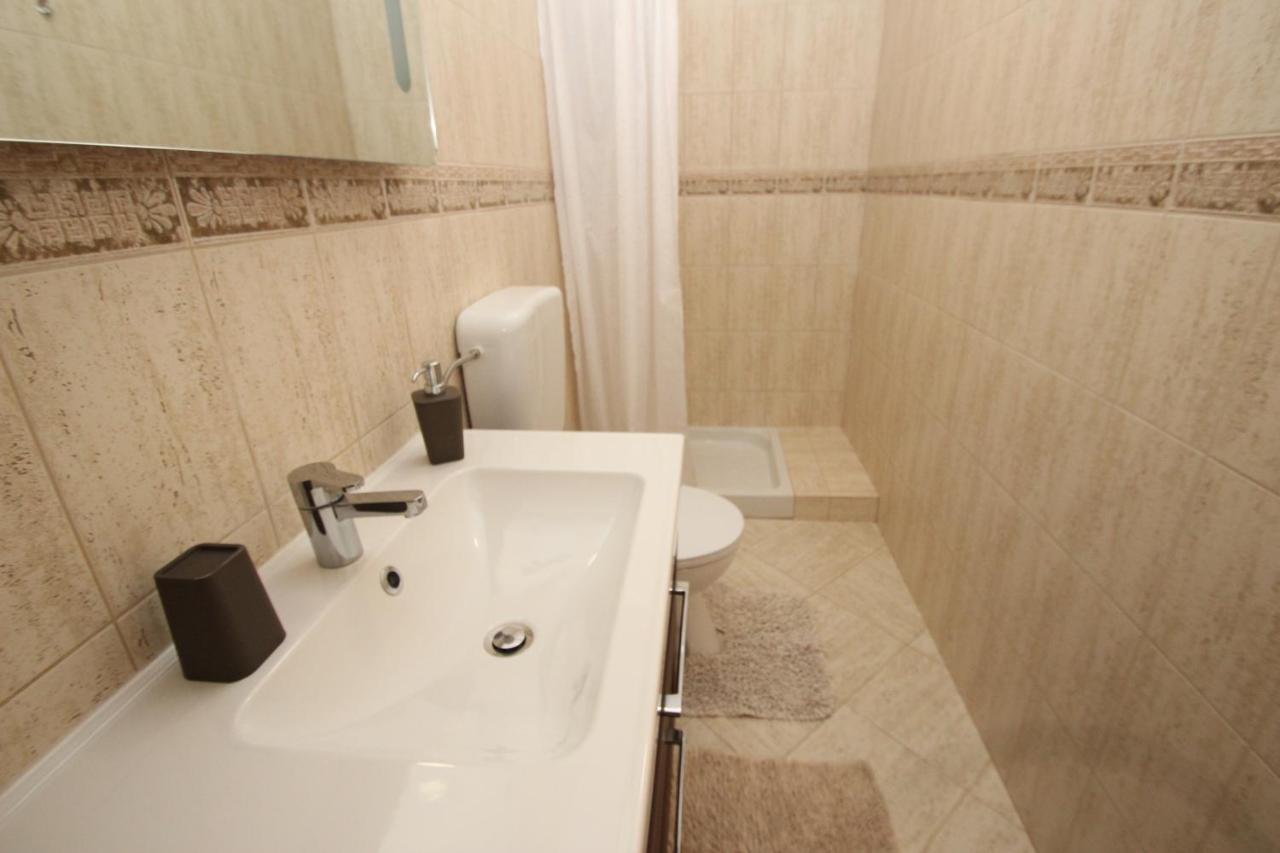 Apartment Luigi Poreč Dış mekan fotoğraf
